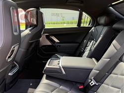 بي ام دبليو الفئة 7